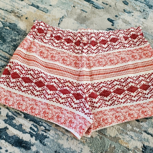 LOFT Red High Waist Shorts with Festive Pattern - Picture 2 of 5
